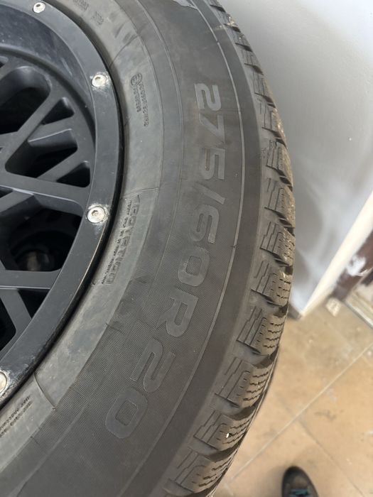 Set de roti de Dodge Ram 6x139,7  275/60r20
