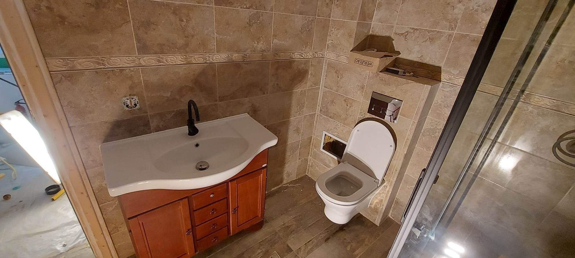 Instalator intervenții sanitare/termice
