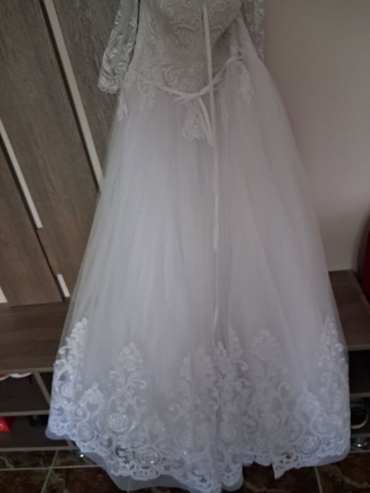 Vând rochie de mireasa