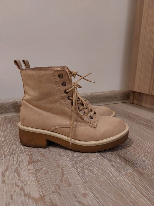 Дамски обувки / кубинки