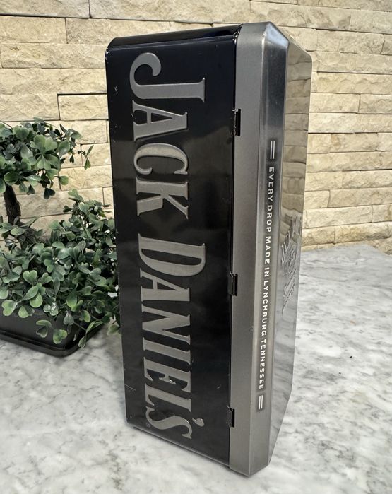Cutie metalica Jack Daniel's