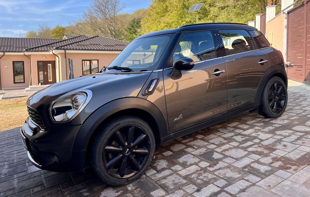 Mini Countryman 4x4 model SD recent intrat în tara