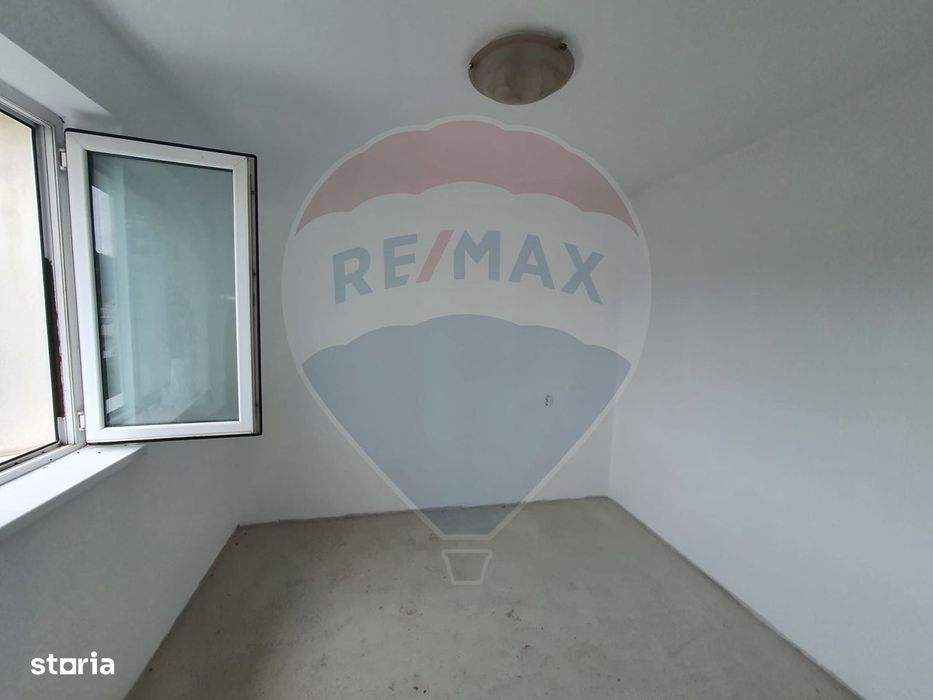 Apartament cu 2 camere de vanzare - Comanesti