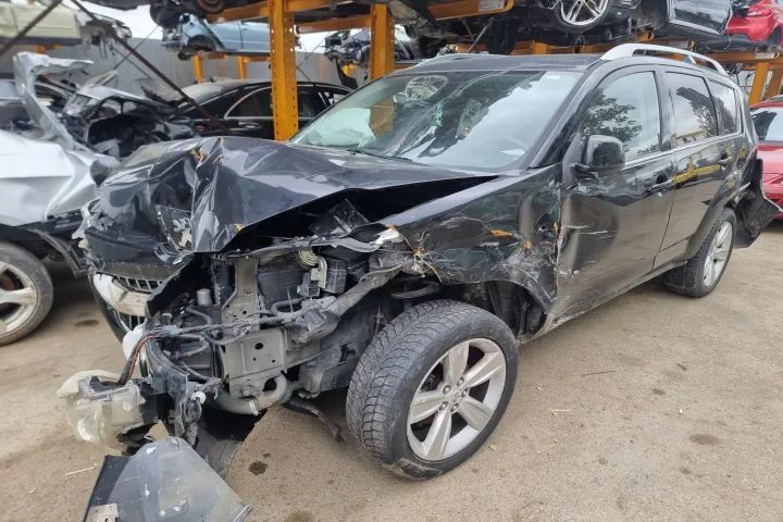 carlig de remorcare bare longitudinale haion bara spate stop tripla stanga dreapta  egr racitor gaze peugeot 4007 motor 2.2hdi 156cp 4hn dezmembrez dezmembrari Mitsubishi outlander 2 2.0 di-d bsy Citroen c crosser piese portbagaj oblon usita jante