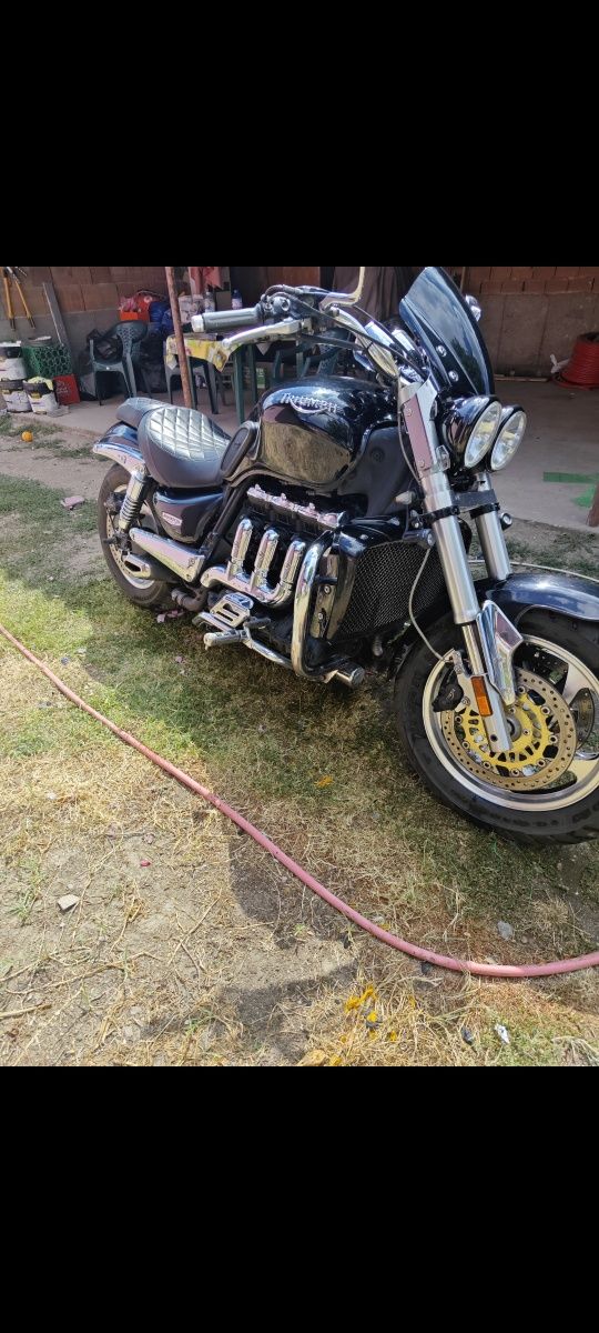 Triumph rocket 3