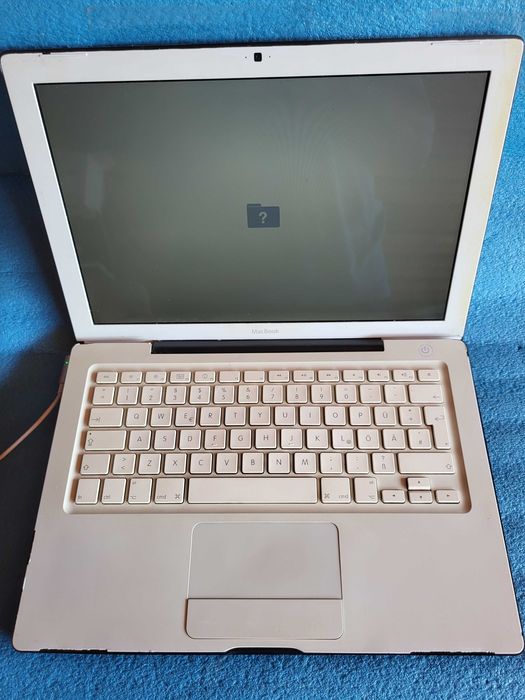 placa de baza si display laptop incomplet Macbook A1181