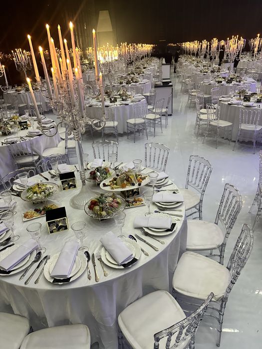 Prokat stul Prazrachni