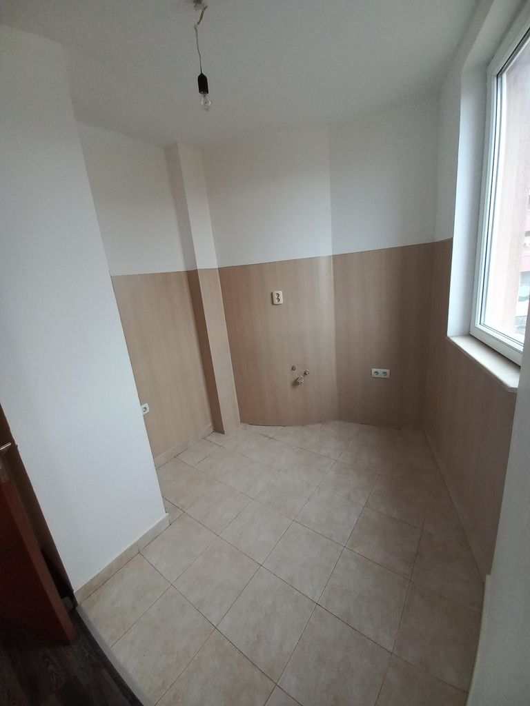 Продава се Тристаен апартамент в Благоевград, Ален мак - 74 кв.м за 1200 €/кв.м - Снимка #4