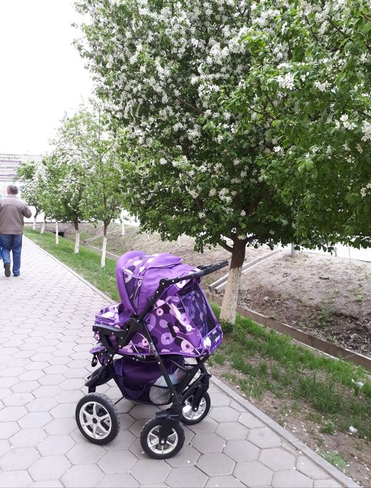 Продам детскую коляску зима лето