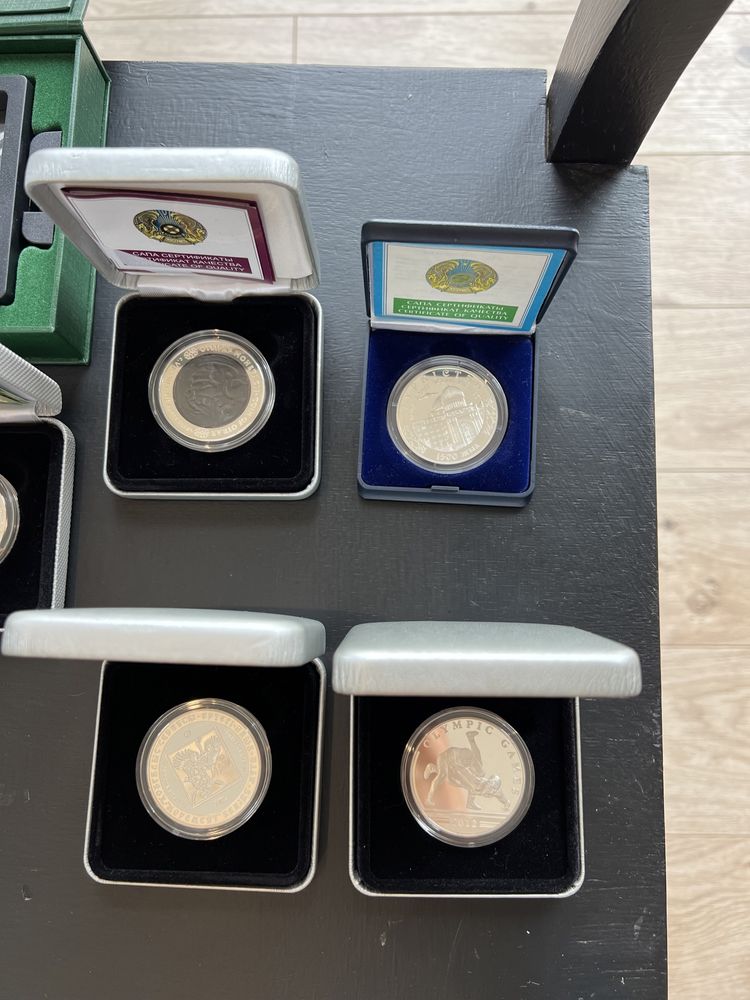 Серебрянные коллекционные монеты Казахстана