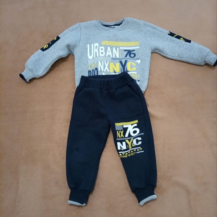 Продам детские вещи