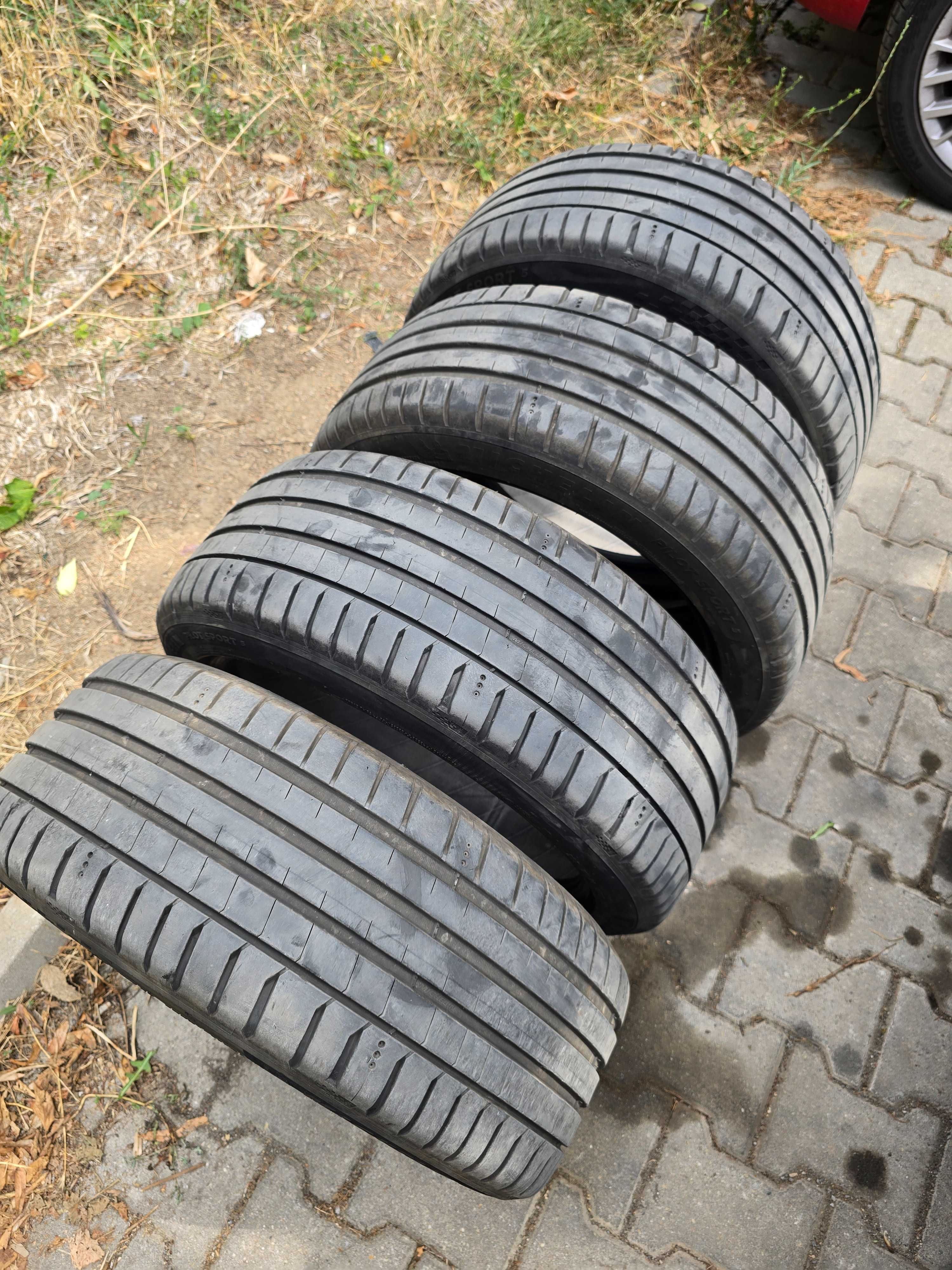 Michelin Pilot Sport 5  225/45/17