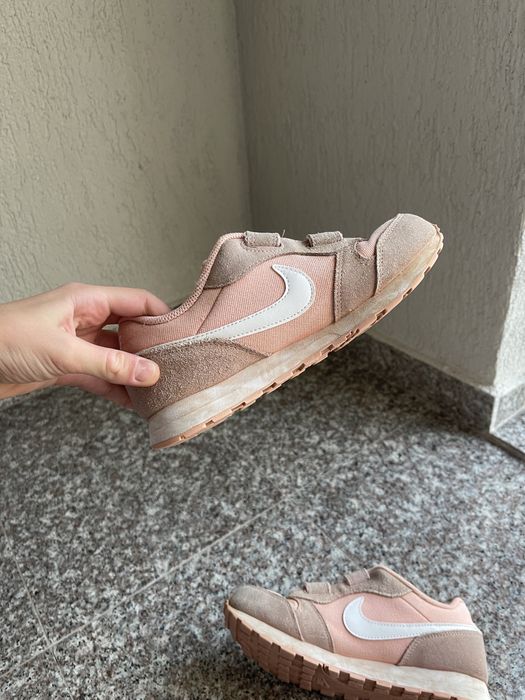 Nike оригинални маратонки ( 35)