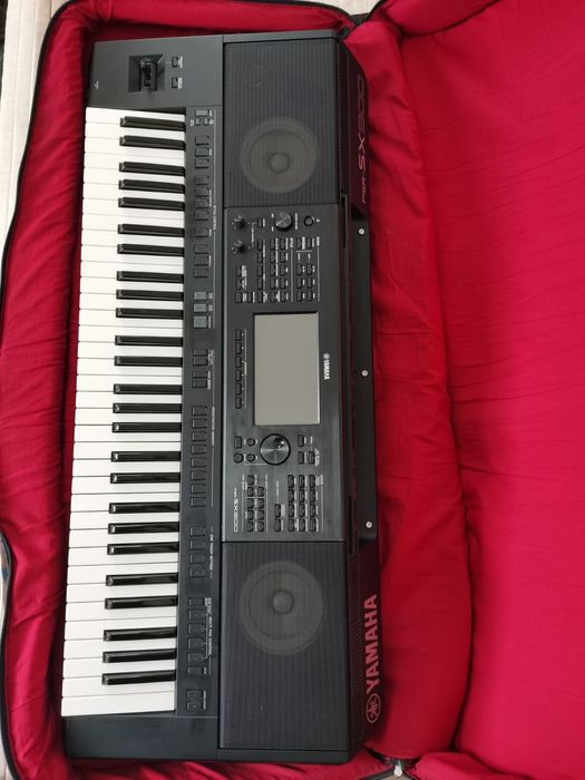 Yamaha psr sx900