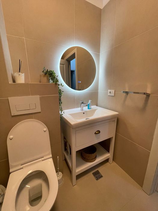 Apartament de inchiriat.