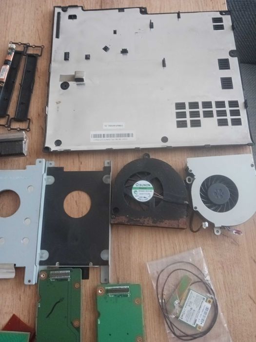 Компютърни части ASUS K52J