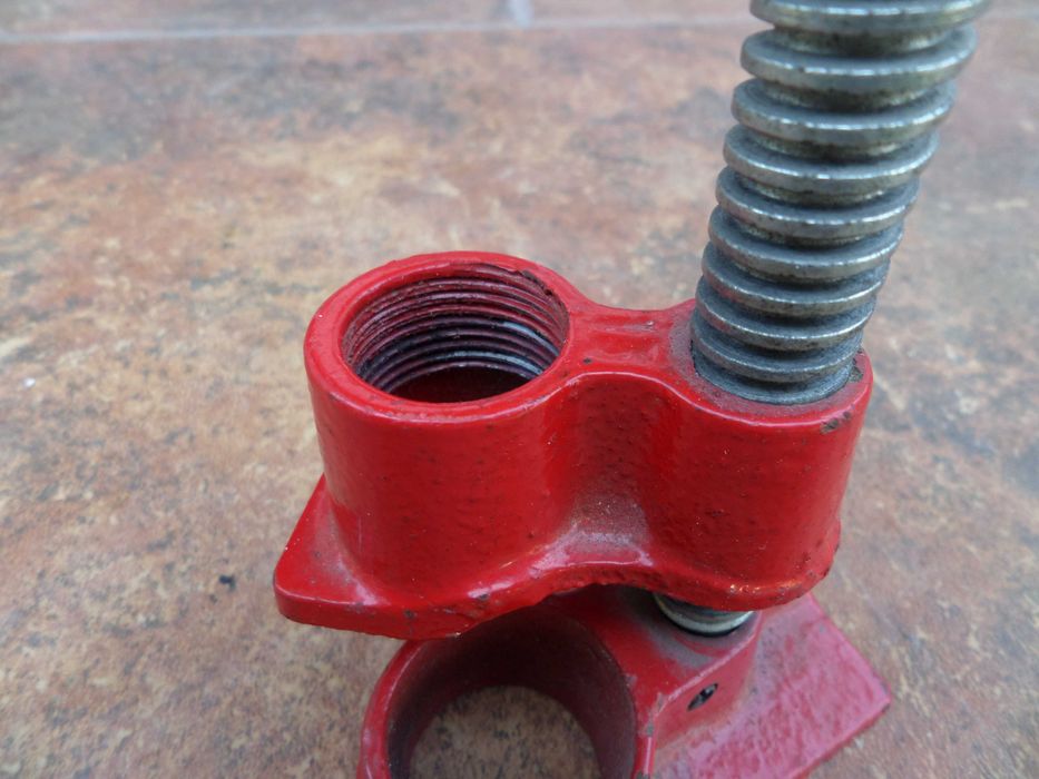 Menghina,clema pt.tevi,clema pt. timplarie, pipe clamp