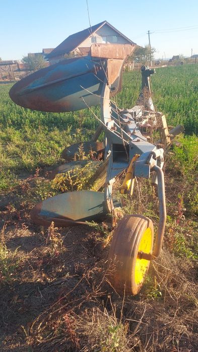 Vand plug Overum cu 3 brazde si trupite stare buna