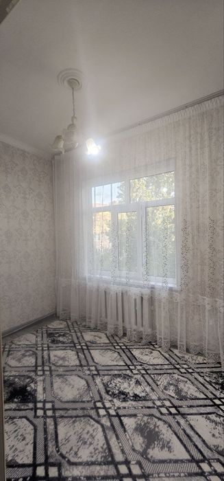 Qoraqamish 2/1. G'alaba bog'i yonida oilaga