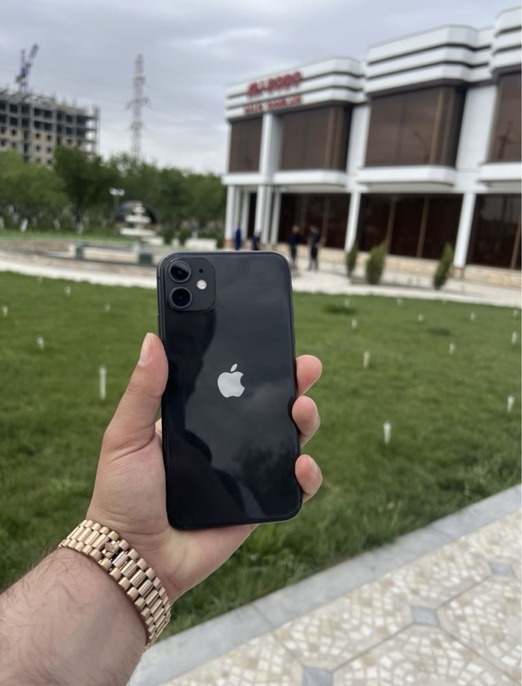 Iphone 11 4/64 gb