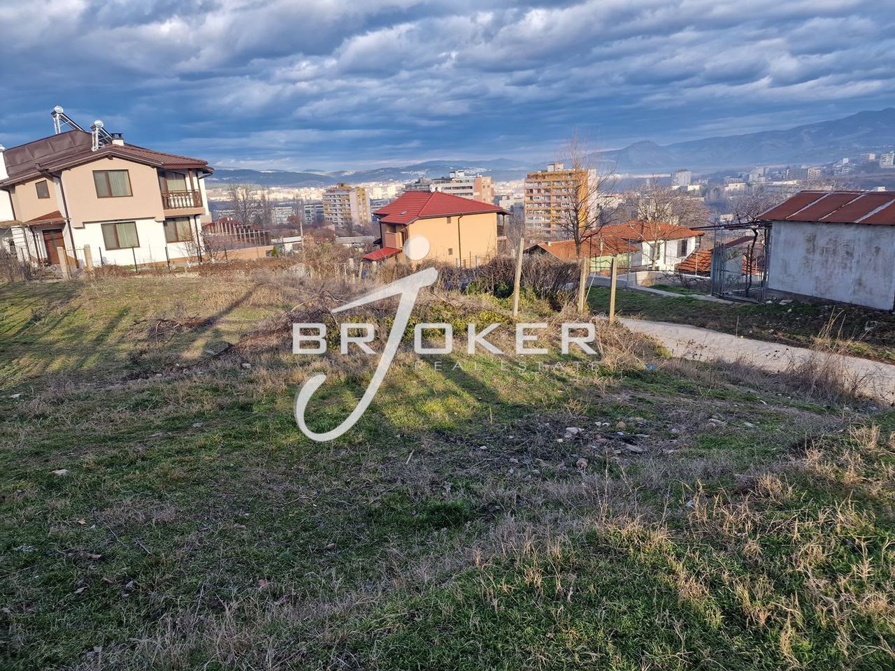 Продава се Парцел в Кърджали, Възрожденци - 465 кв.м за 110 €/кв.м - Снимка #2