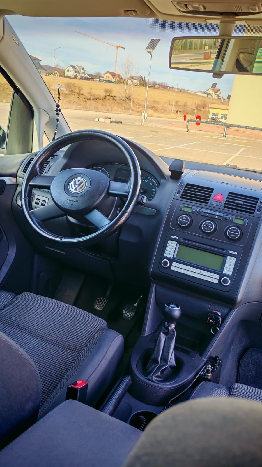 Vând VW TURAN fabricație 2005 2000 dizel
