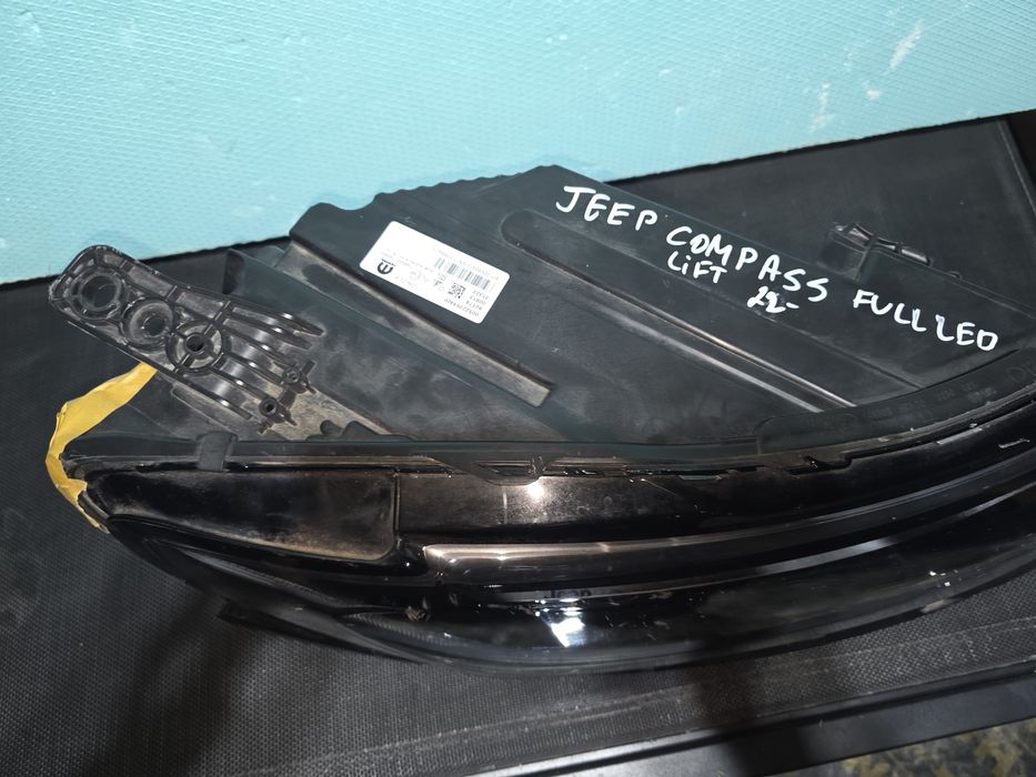Jeep Compass 2 facelift full led десен фар 22-