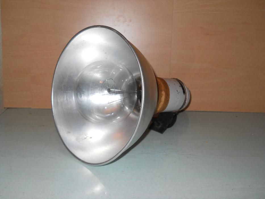 Lampa cu Bec 300 W 220 V