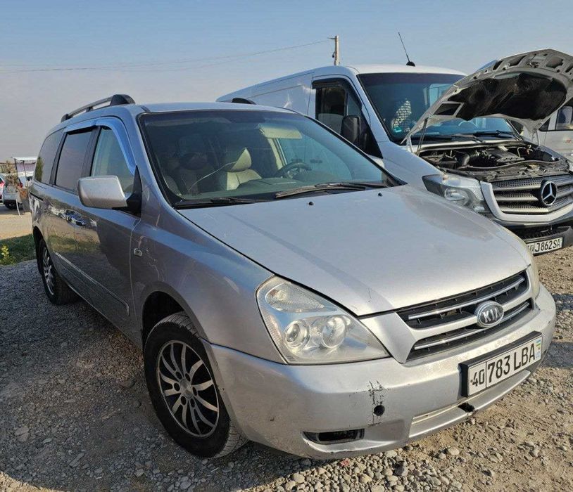 Продаётся Kia Carnival 2006
