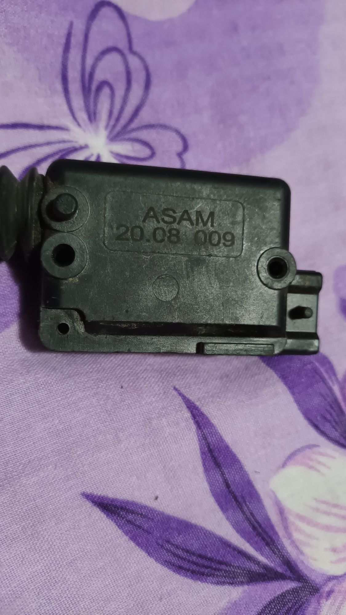 Actuator Electric Portbagaj Asam Dacia Logan 1 2004-2012 55159