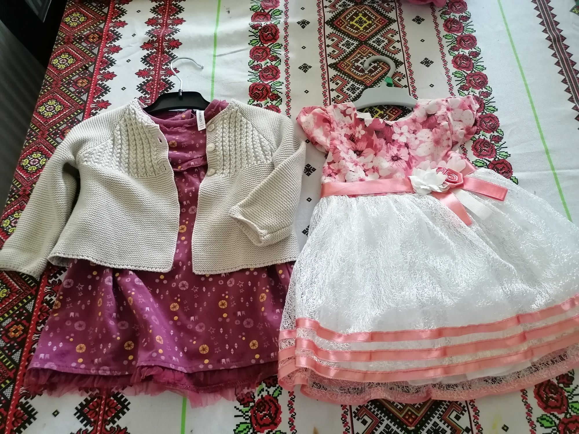 Set 2 rochițe și papucei 6-12 luni