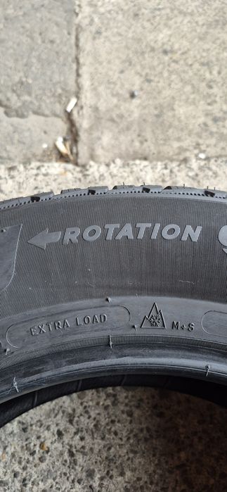 4 anvelope iarna Michelin 235/60/17,dot 2019.Pretul este pe bucata.