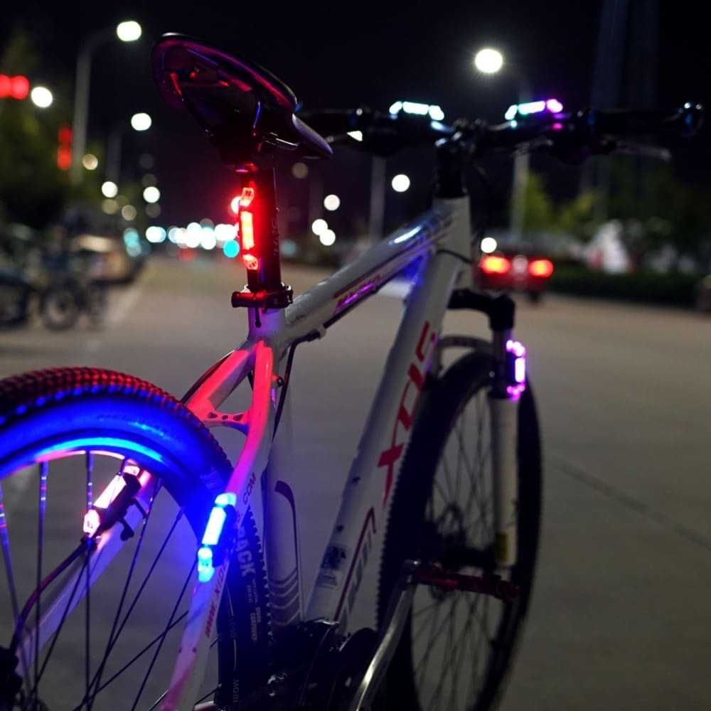 Stop Bicicleta LED 7 moduri rezistent la apa,acumulator,incarcare USB