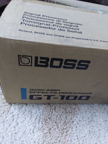 Продам новый гитарный процессор Boss GT-100.