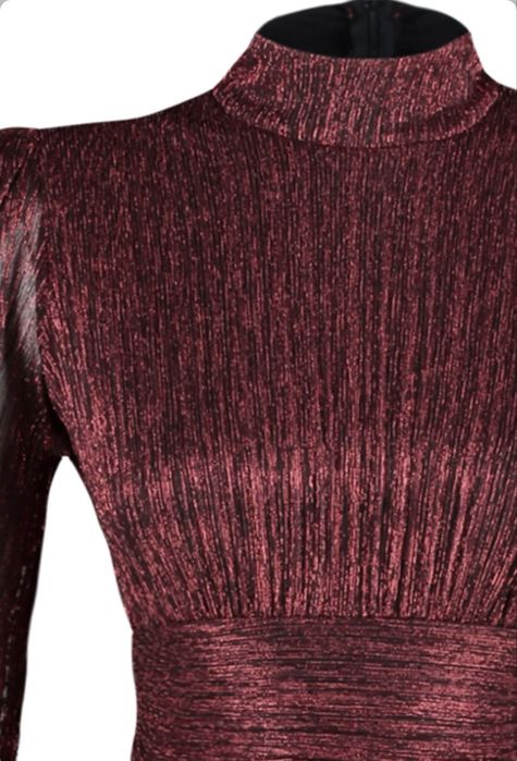 Rochie eleganta midi, in colturi