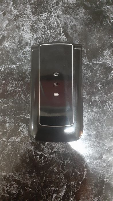 Novey A70R telefoni sotiladi