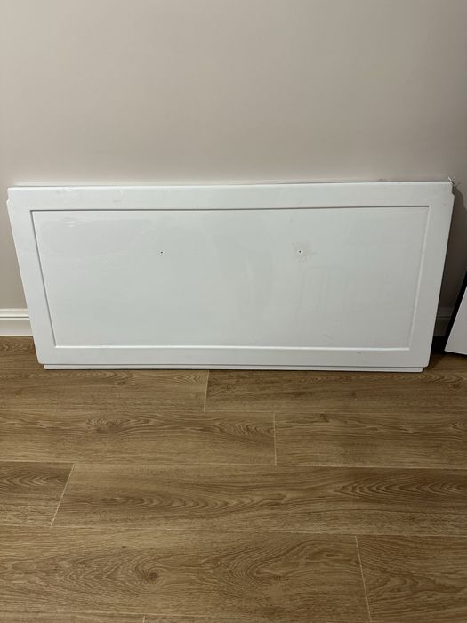 Экран для ванны.