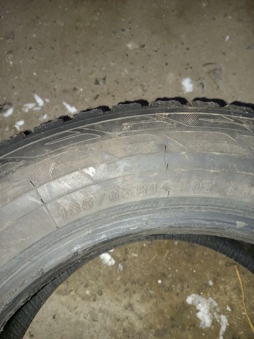 Зимняя резина 185/65/14 YOKOHAMA