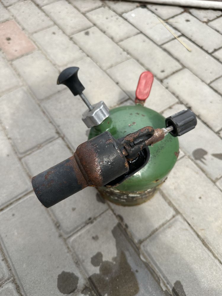 Продам паяльную лампу
