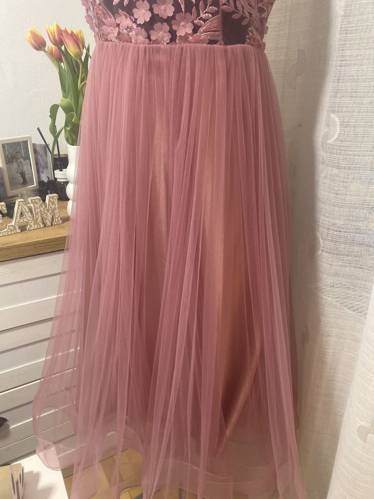 Rochie dama de ocazie.