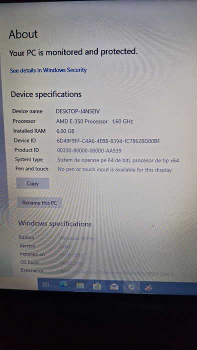 Laptop Thoshiba AMD E-350