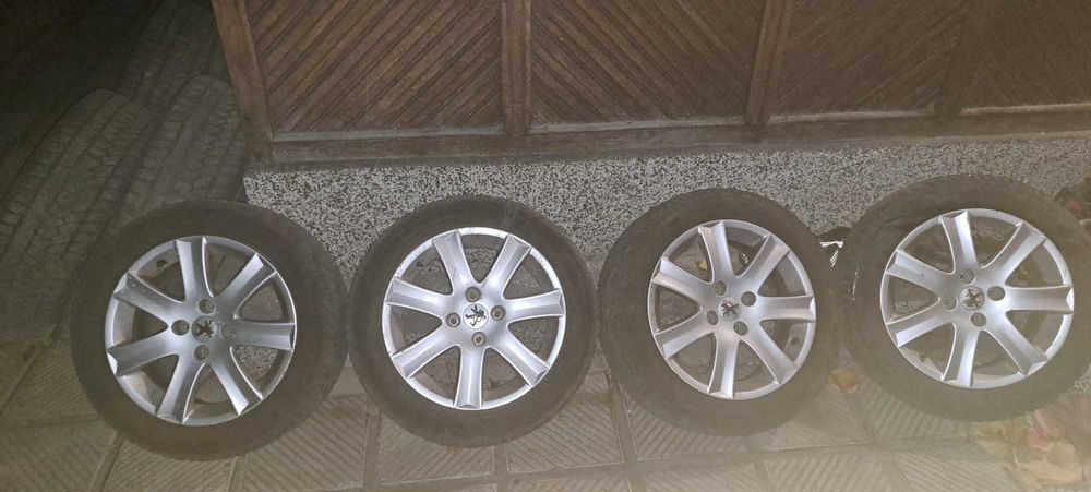 Зимни гуми с джанти