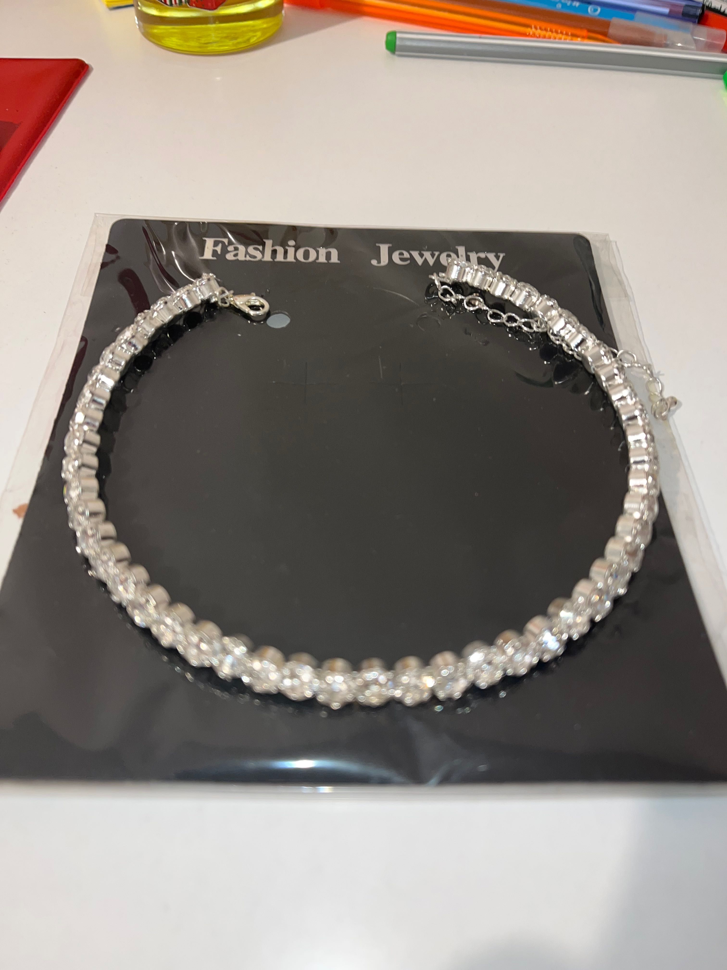 Colier pietre choker