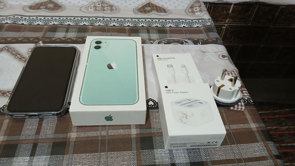 Продаётся IPhone 11