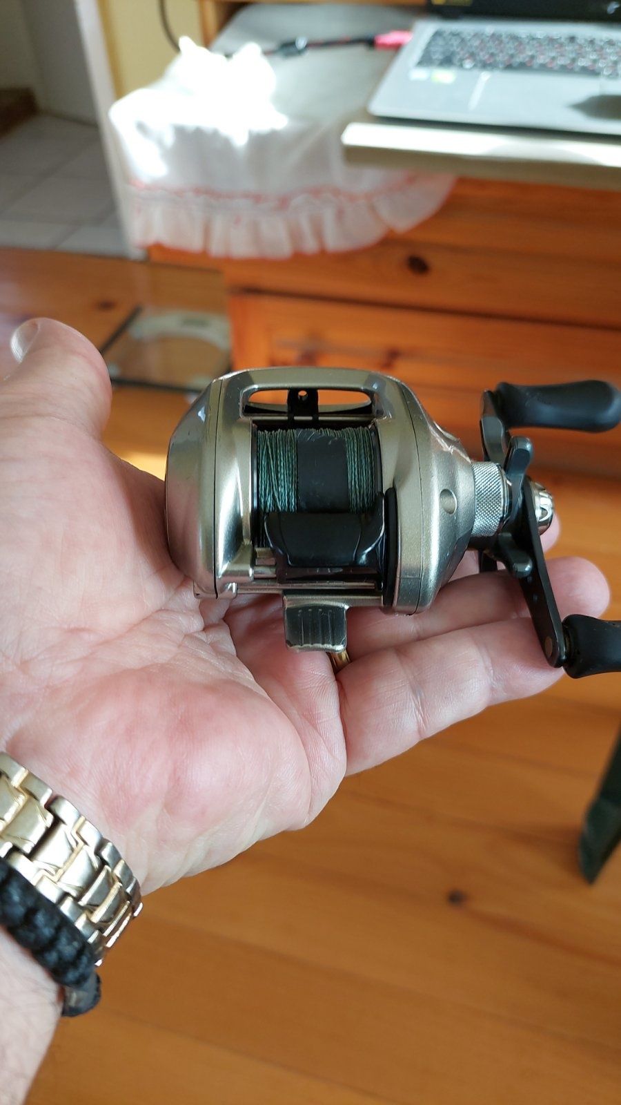 Baitcasting мултипликатор Shimano Amenista