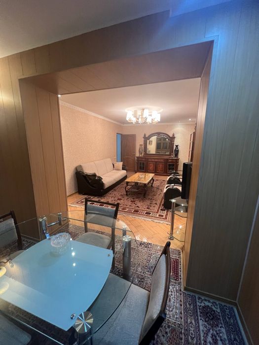 Сдам квартиру 3-х комнатную