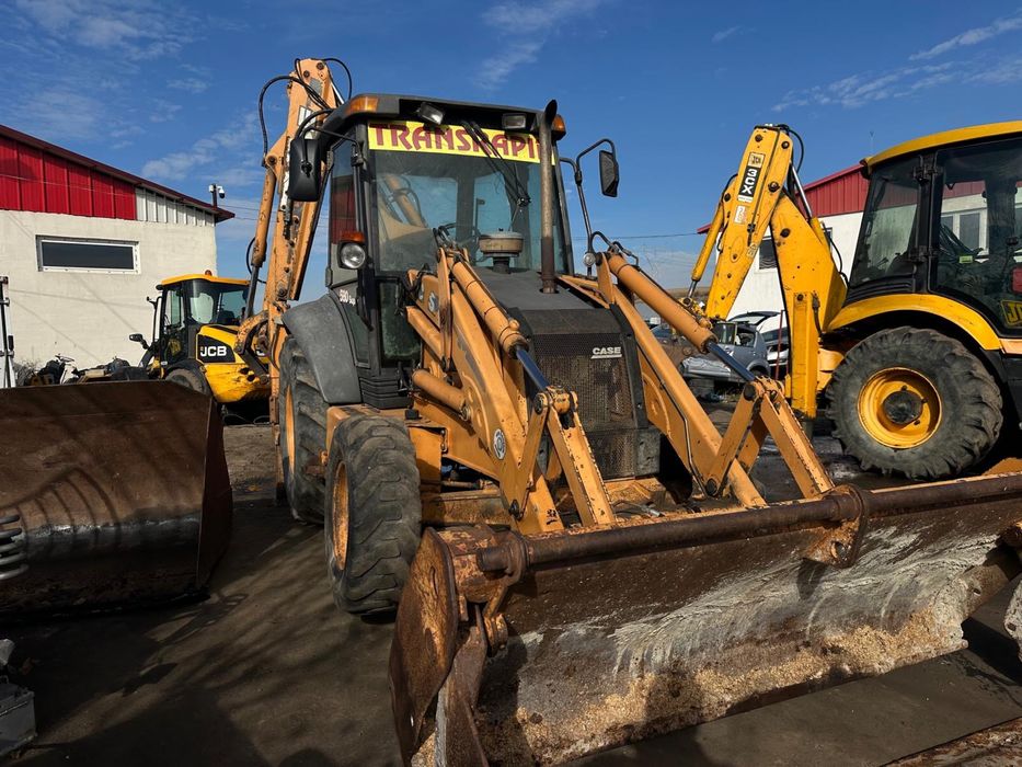 Buldoexcavator Case 580 Super R 2004 accept variante !
