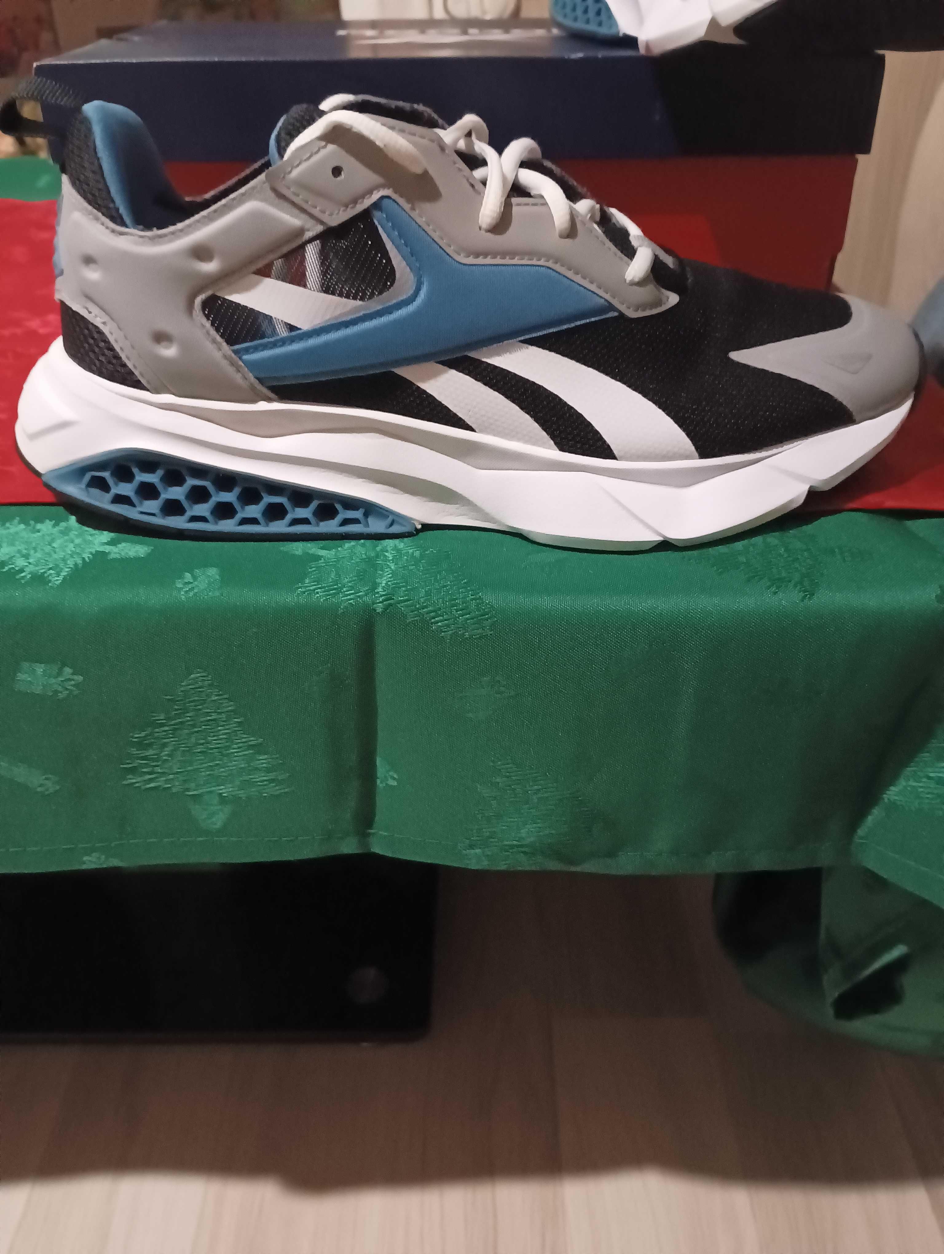 Reebok hexalite 42.5