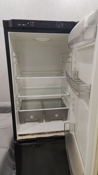 Продается холодильник