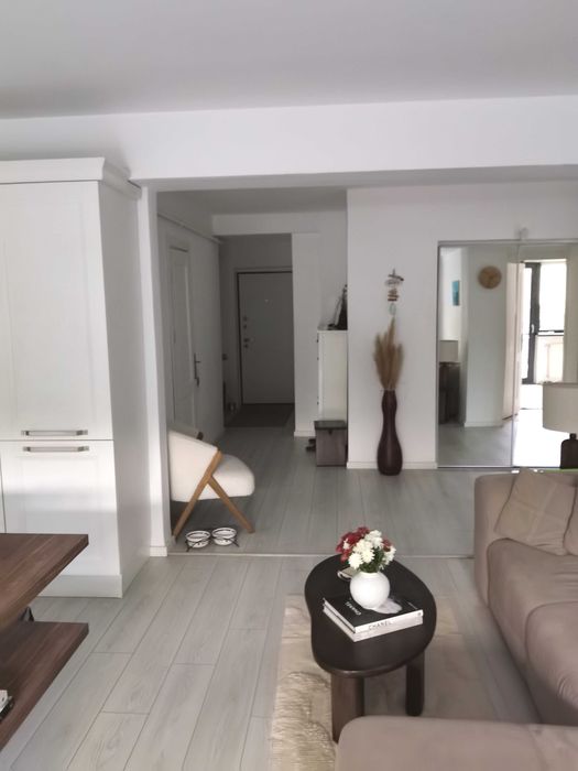 Apartament 3 camere  , constructie 2009   ,  84mp